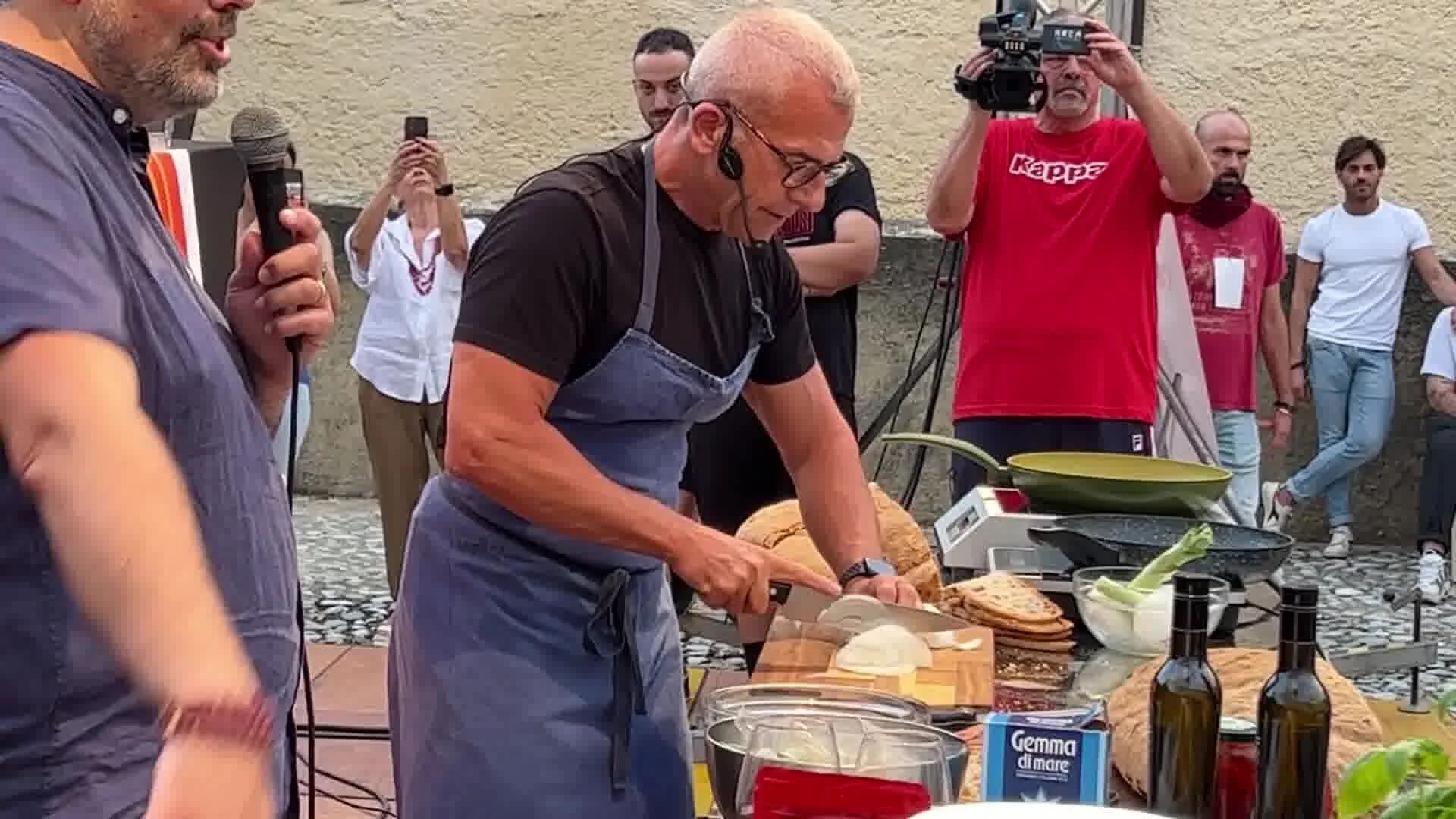 Chef Max Mariola innamorato della Calabria