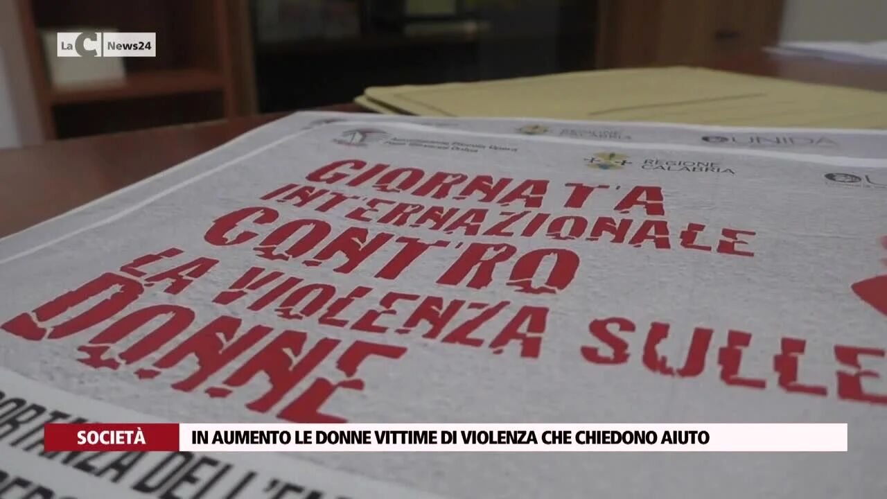In aumento le donne vittime di violenza e che chiedono aiuto