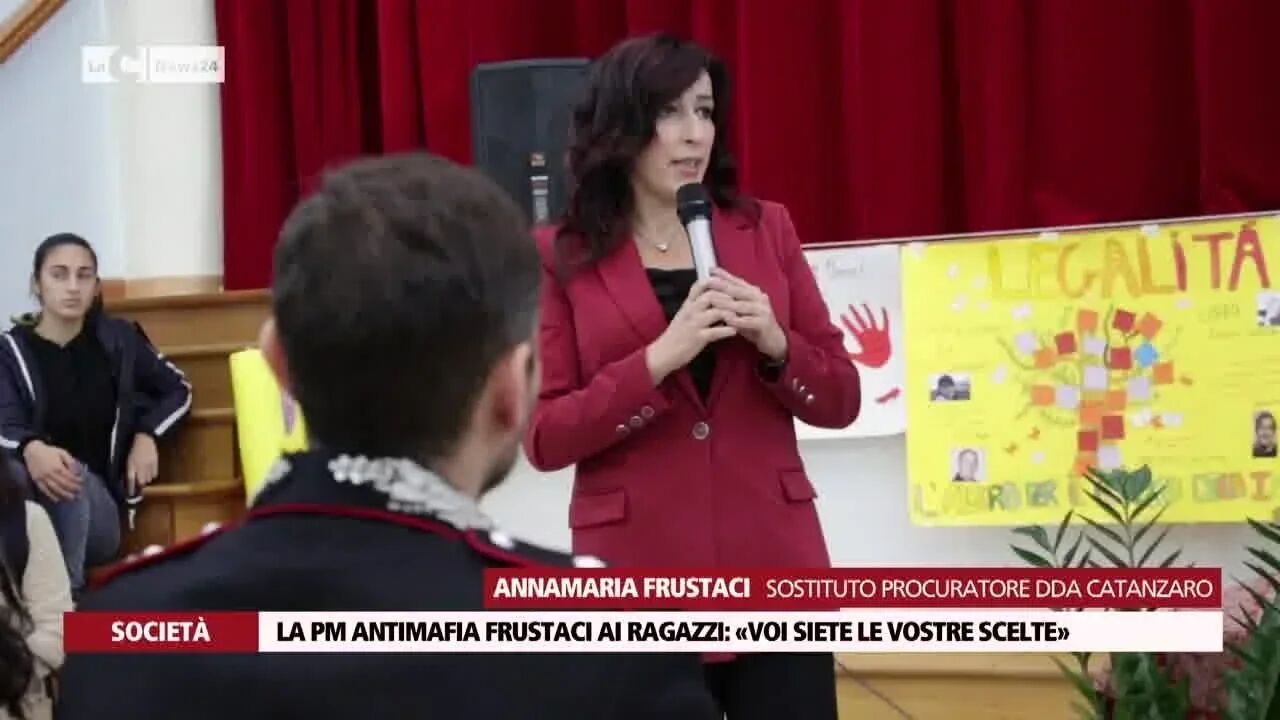 La Pm antimafia Frustaci ai ragazzi: «Voi siete le vostre scelte»