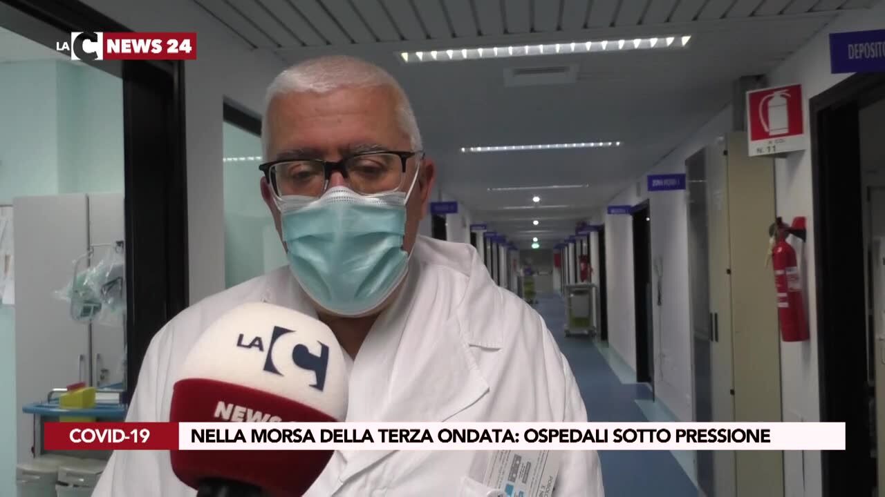 Nella morsa della terza ondata: ospedali sotto pressione