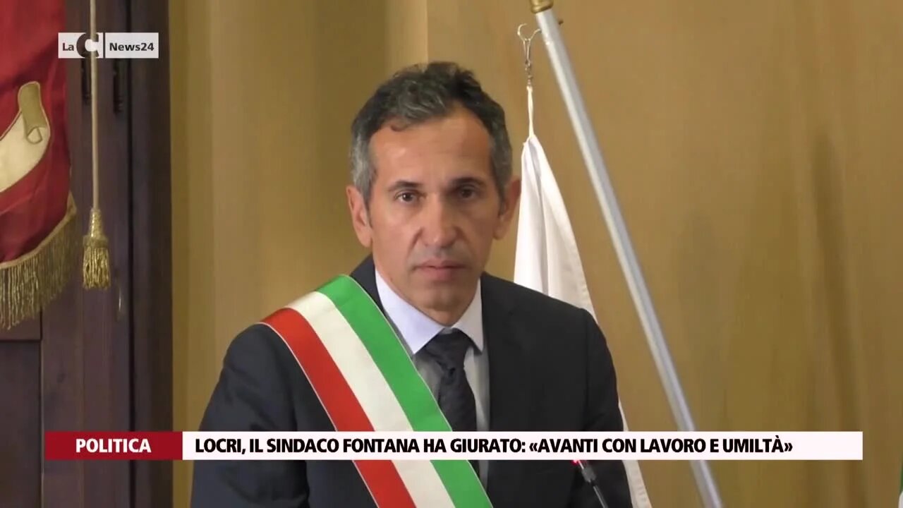 Locri, il sindaco Fontana ha giurato: «Avanti con lavoro e umiltà»