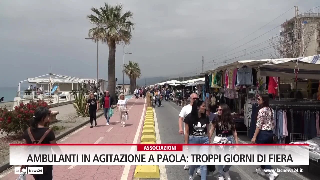 Ambulanti in agitazione a Paola, troppi giorni di fiera