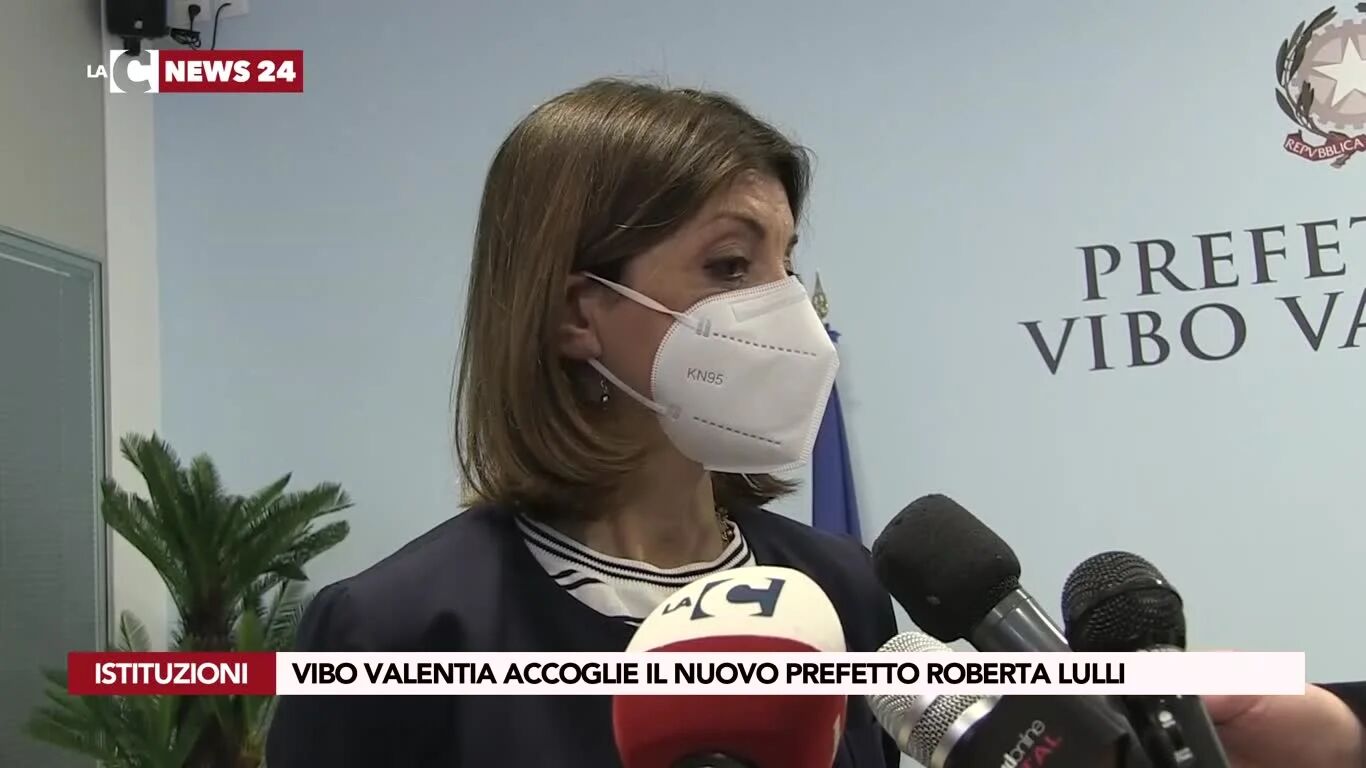 Vibo Valentia accoglie il nuovo Prefetto Roberta Lulli