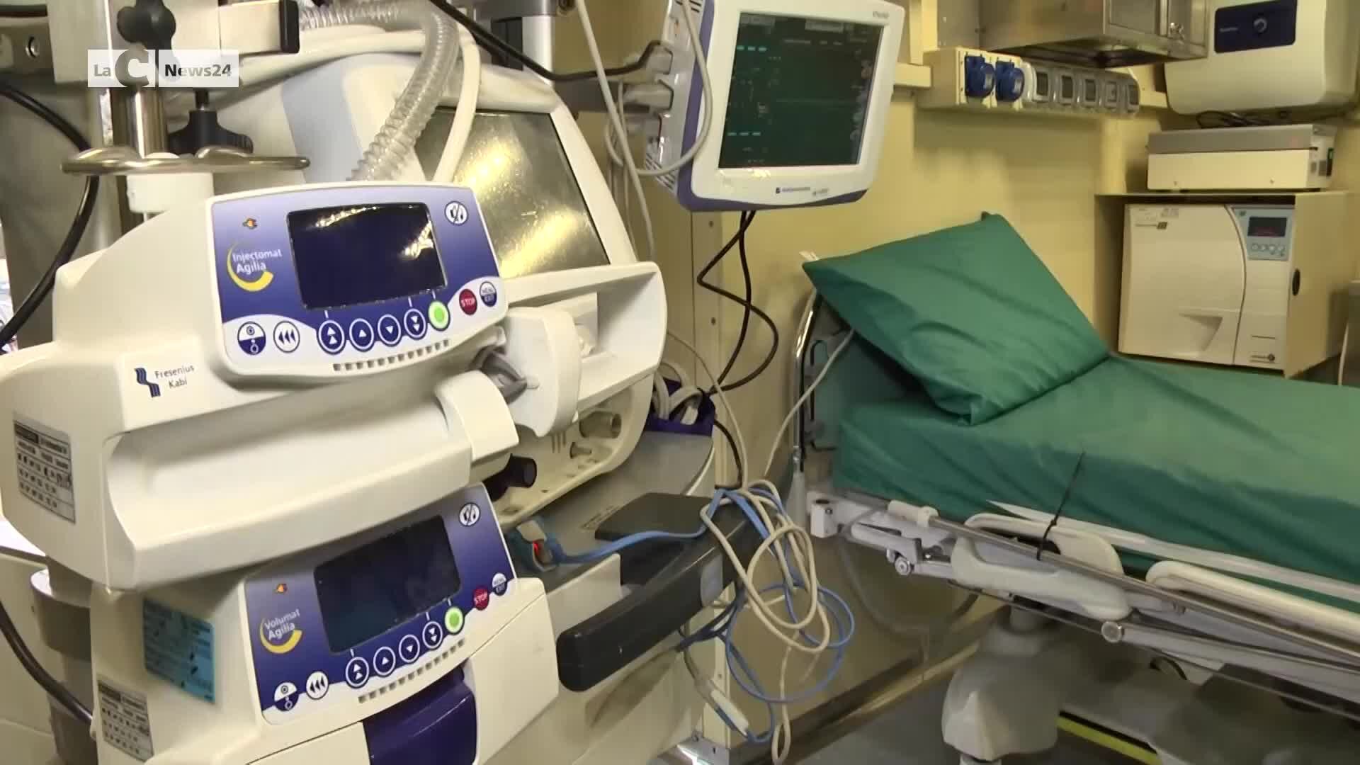 Cosenza, esposto degli infermieri per reiterate violazioni contrattuali dai vertici dell'AO | VIDEO