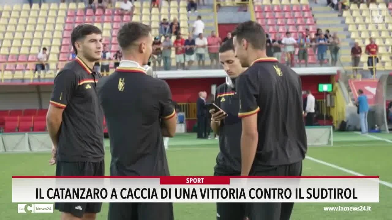 Il Catanzaro a caccia di una vittoria contro il Sudtirol