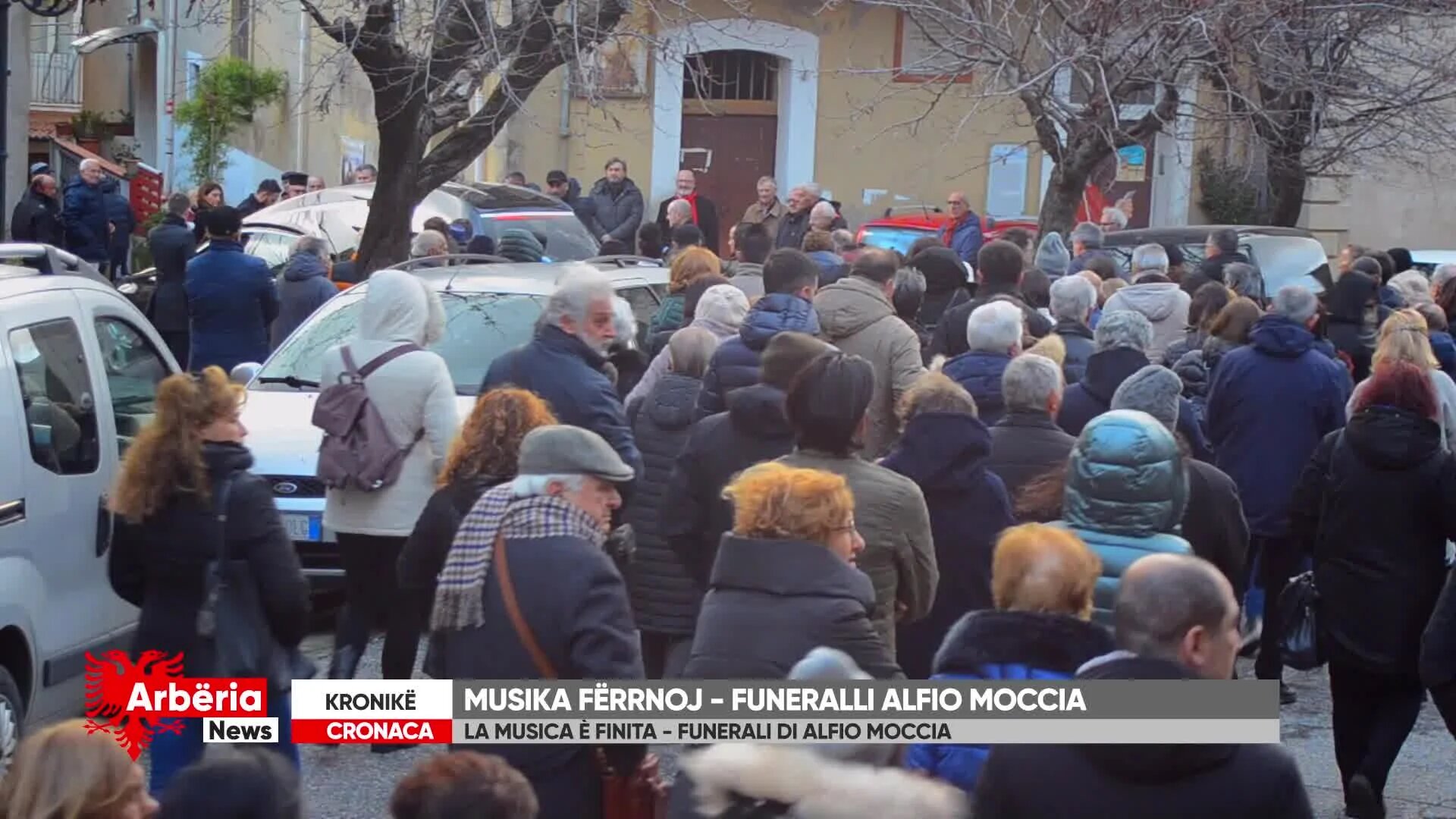 A San Benedetto Ullano i funerali di Alfio Moccia, il cantastorie figura centrale del mondo albanofono