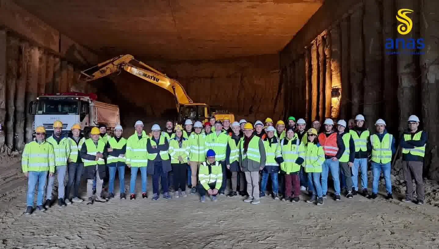 Trasversale delle Serre, l'Ordine degli ingegneri di Vibo in visita nel cantiere di Vazzano: i lavori completati al 56% - VIDEO