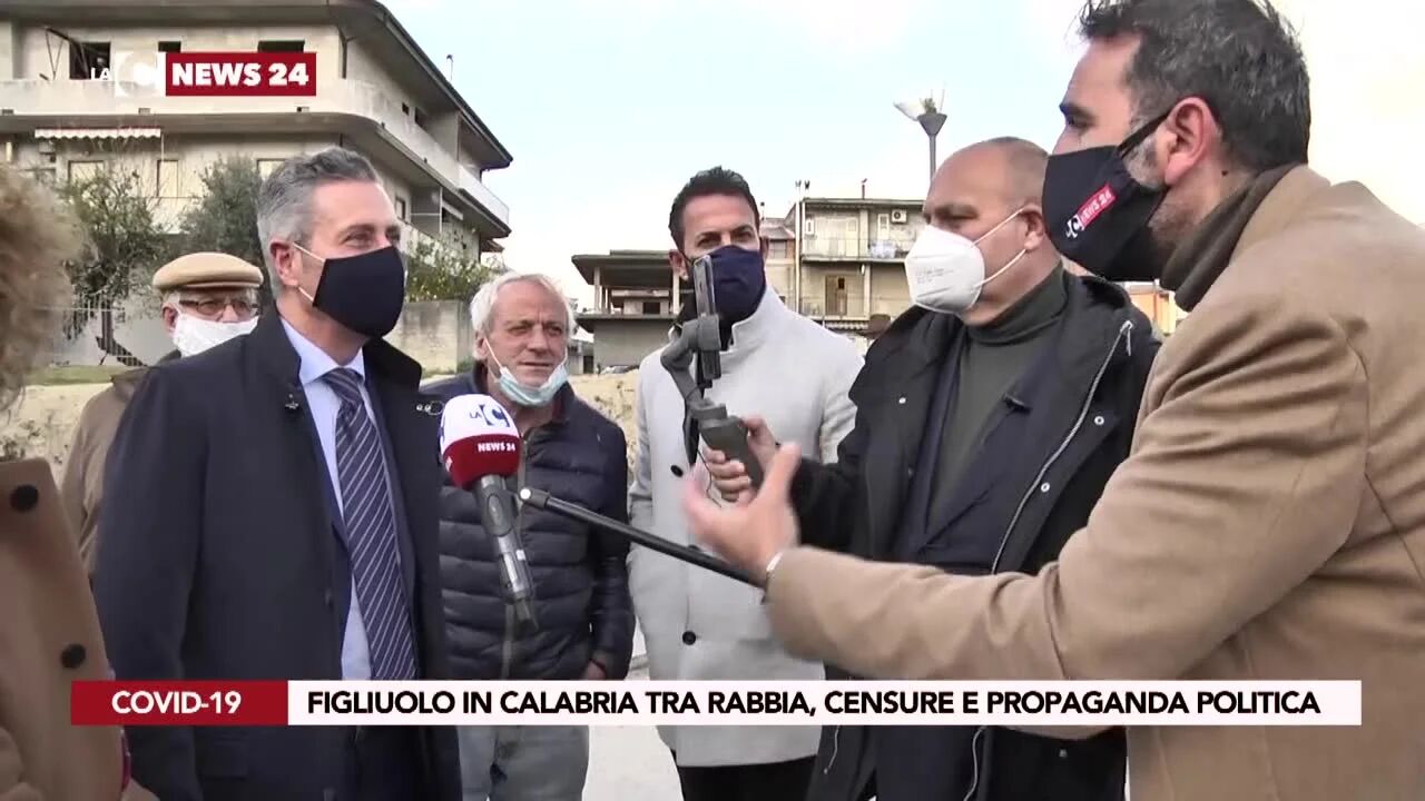 Figliuolo in Calabria tra rabbia, censure e propaganda politica
