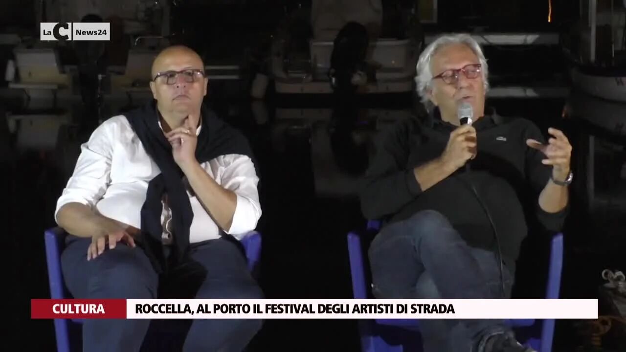 Roccella, al porto il festival degli artisti di strada