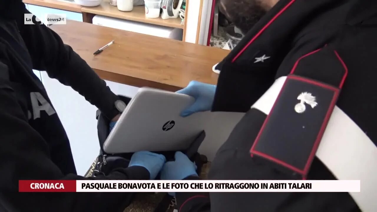 Pasquale Bonavota e le foto che lo ritraggono in abiti talari