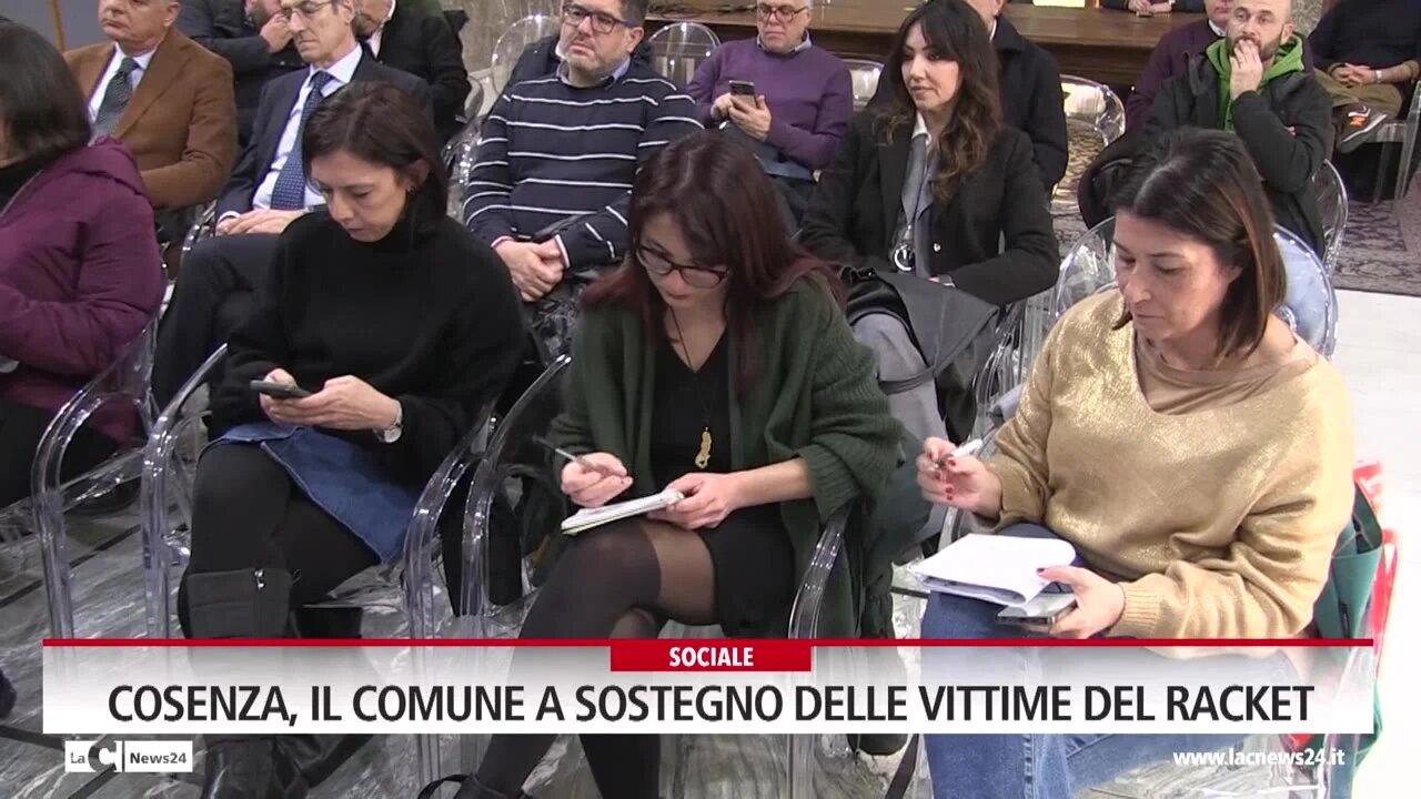 Cosenza, il comune a sostegno delle vittime del racket