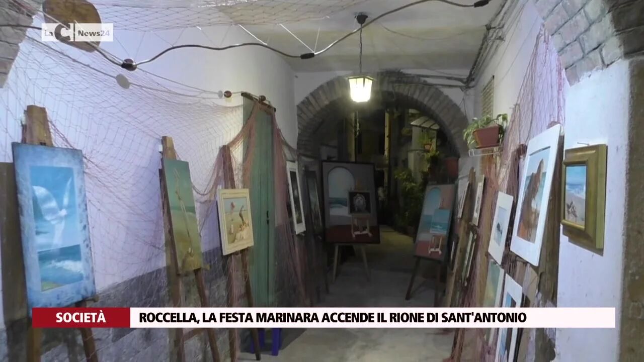 Roccella, la festa marinara accende il rione di Sant'Antonio