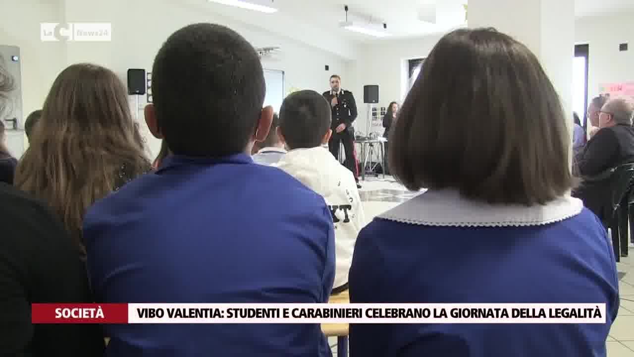 Vibo Valentia studenti e carabinieri celebrano la giornata della legalità
