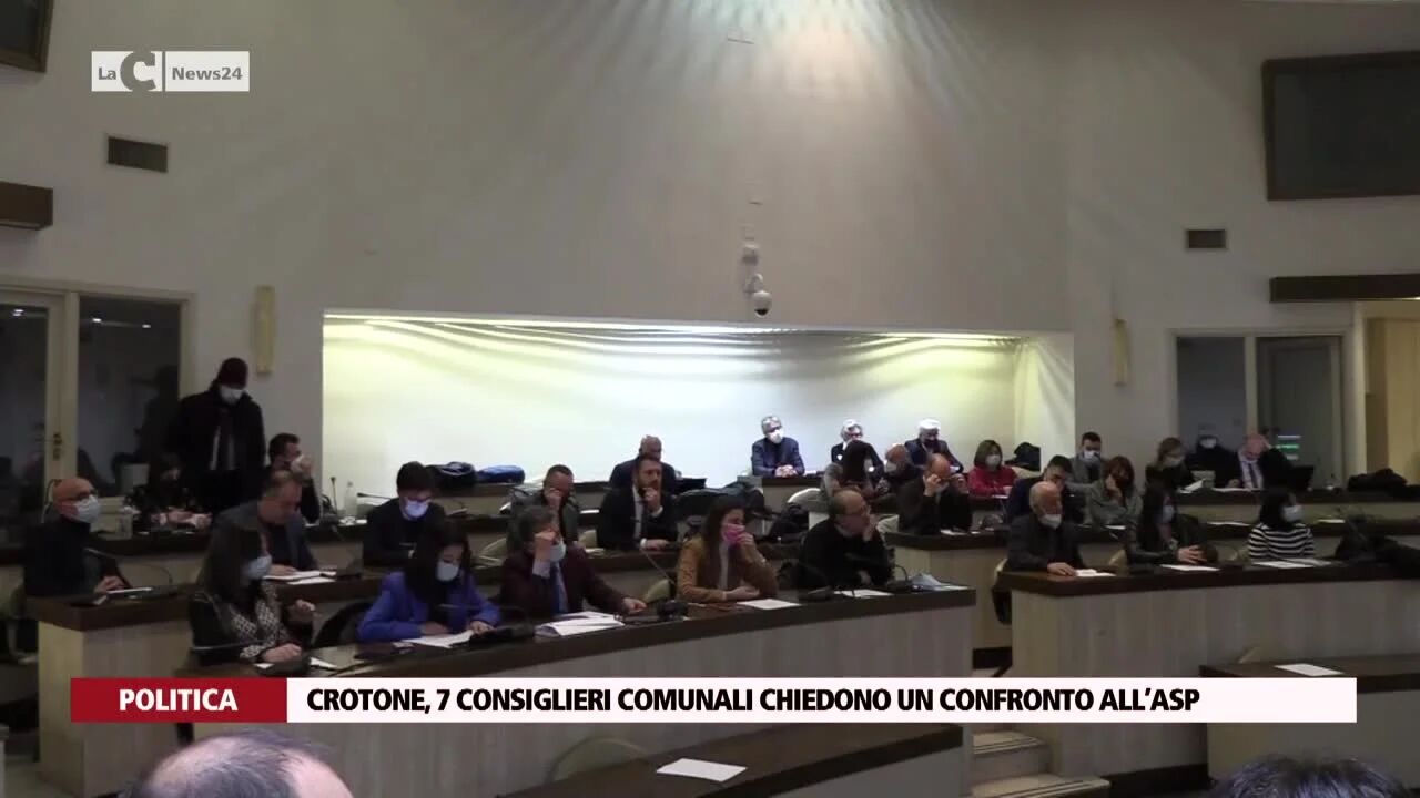 Crotone, 7 consiglieri comunali chiedono un confronto all’Asp