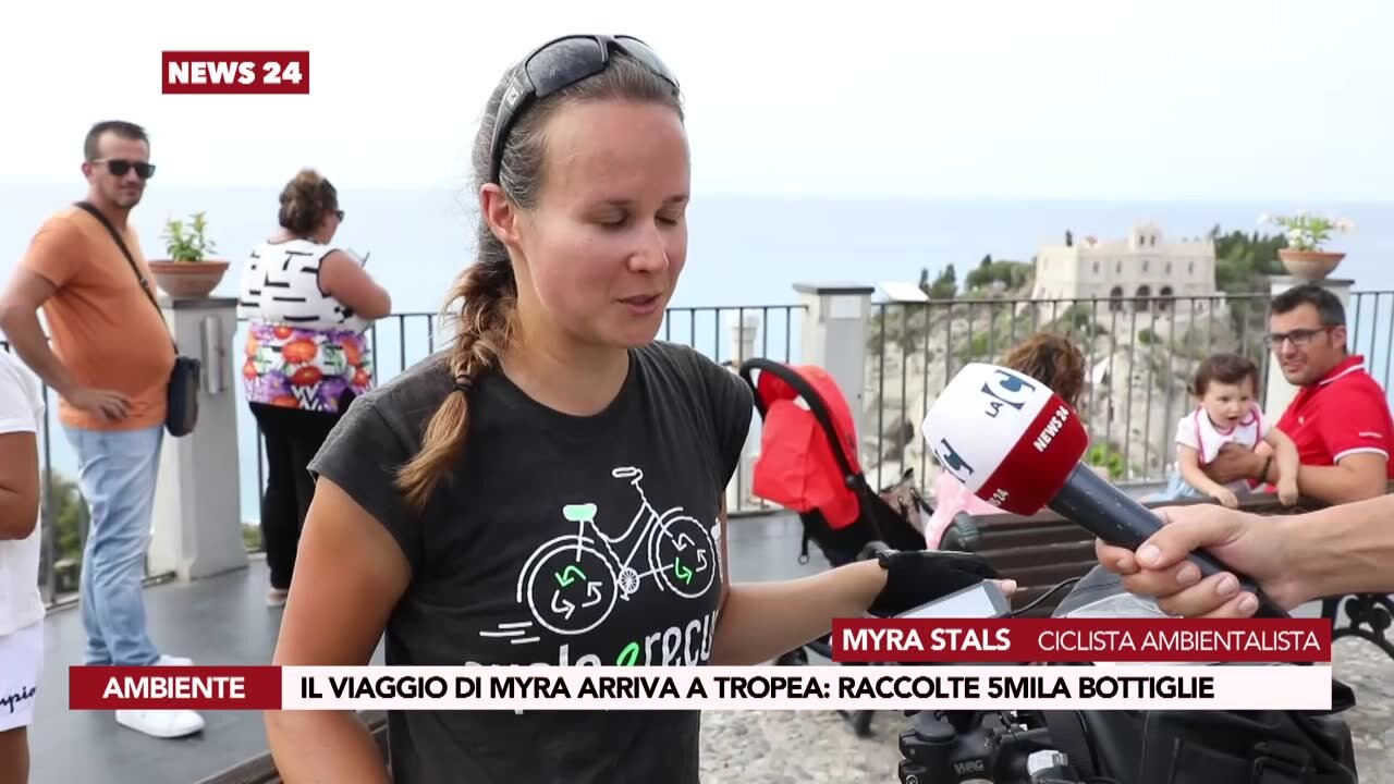 Il viaggio di Myra arriva a Tropea raccolte 5mila bottiglie