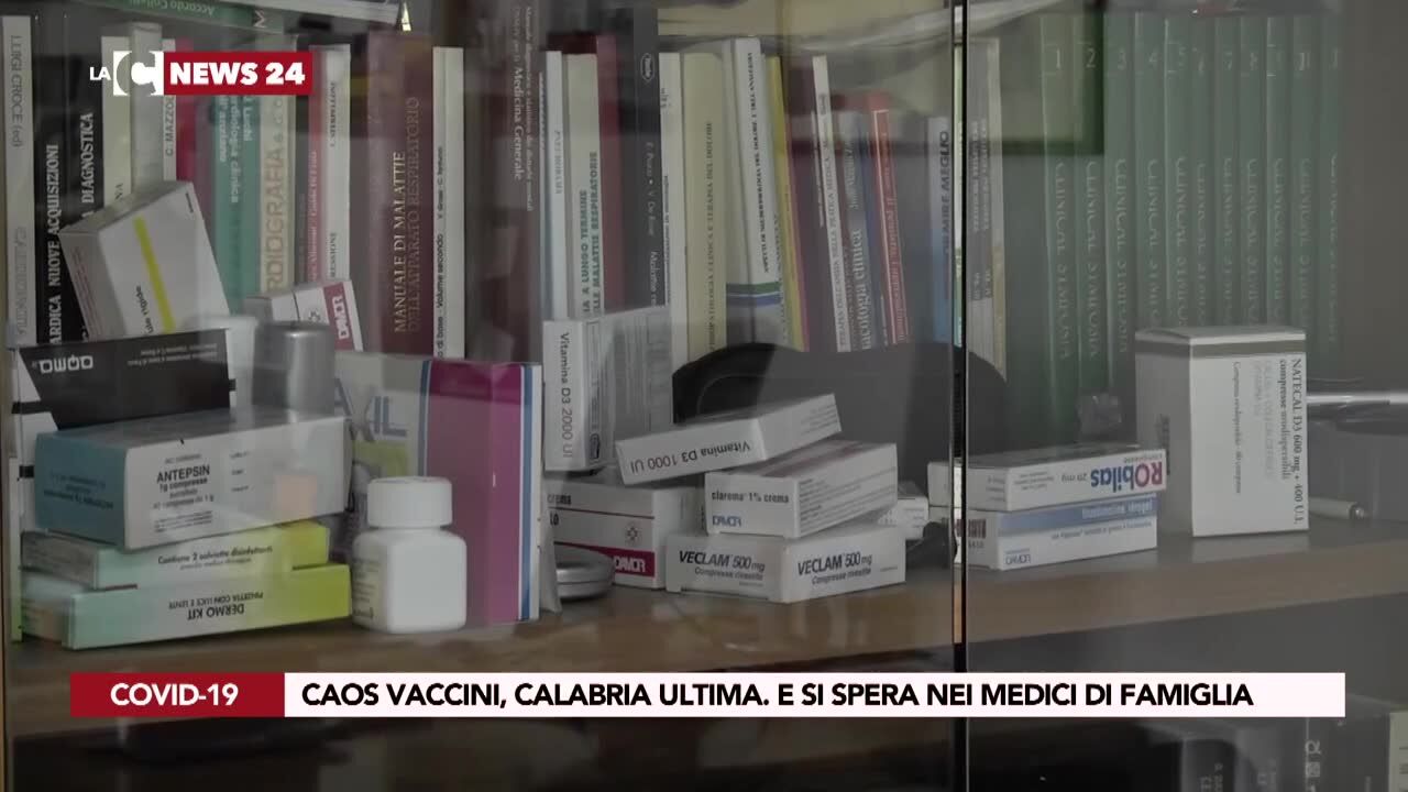 Caos vaccini, Calabria ultima. E si spera nei medici di famiglia