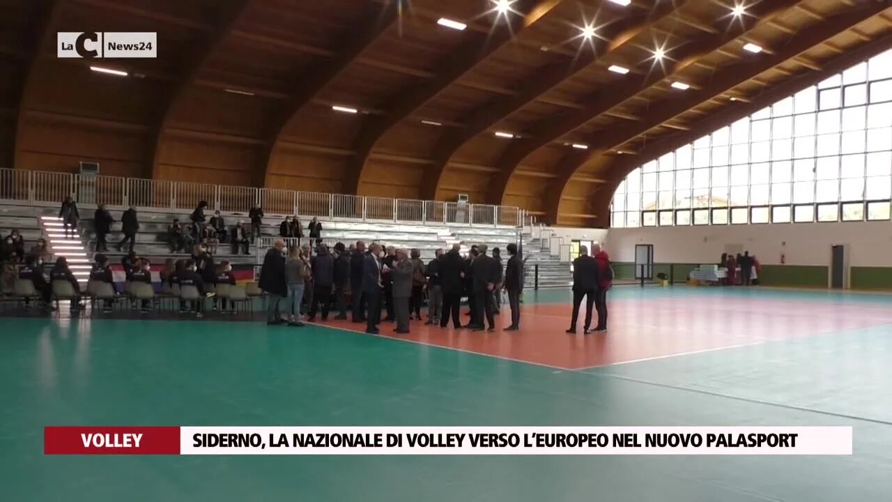 Siderno, la nazionale di volley verso l’europeo nel nuovo palasport