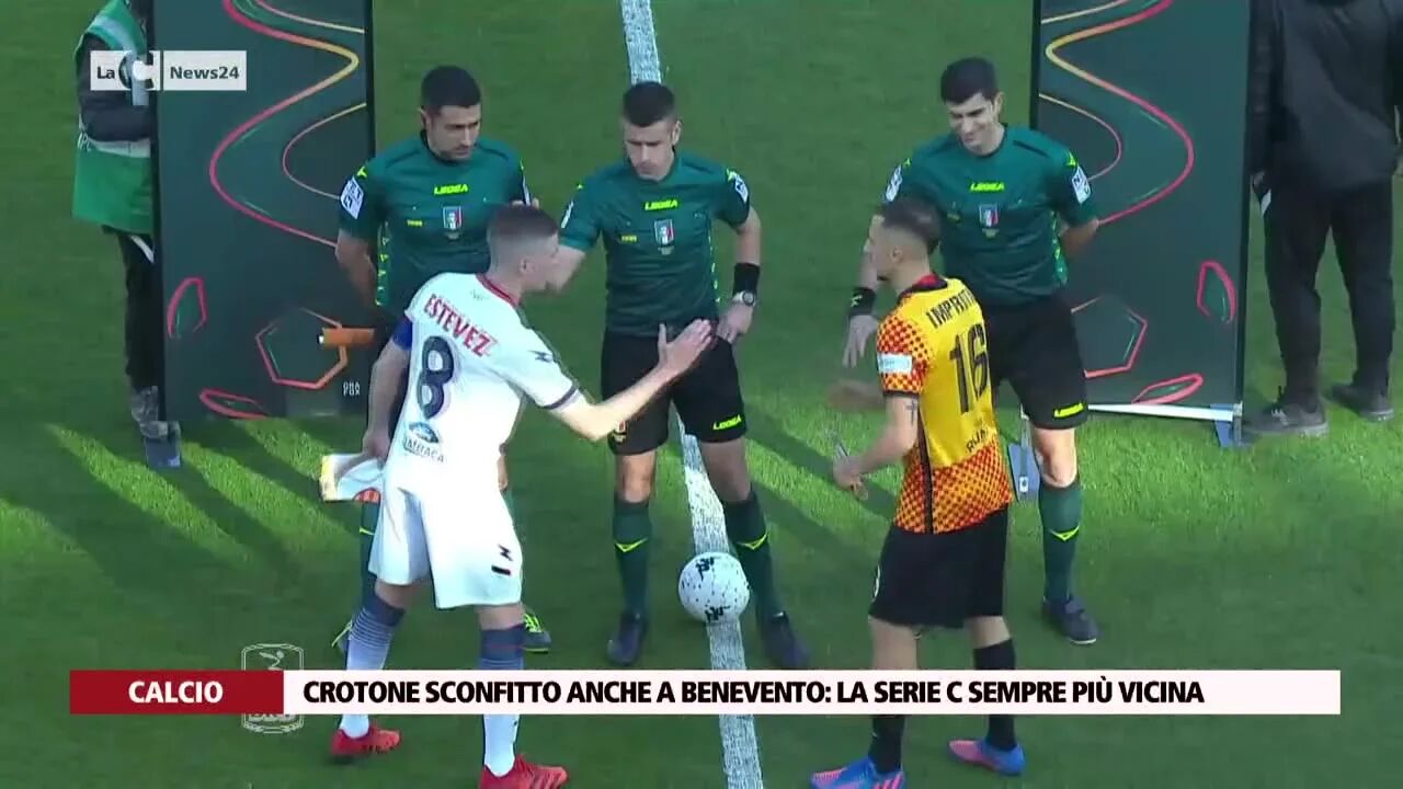 Crotone sconfitto anche a Benevento, la serie C sempre più vicina