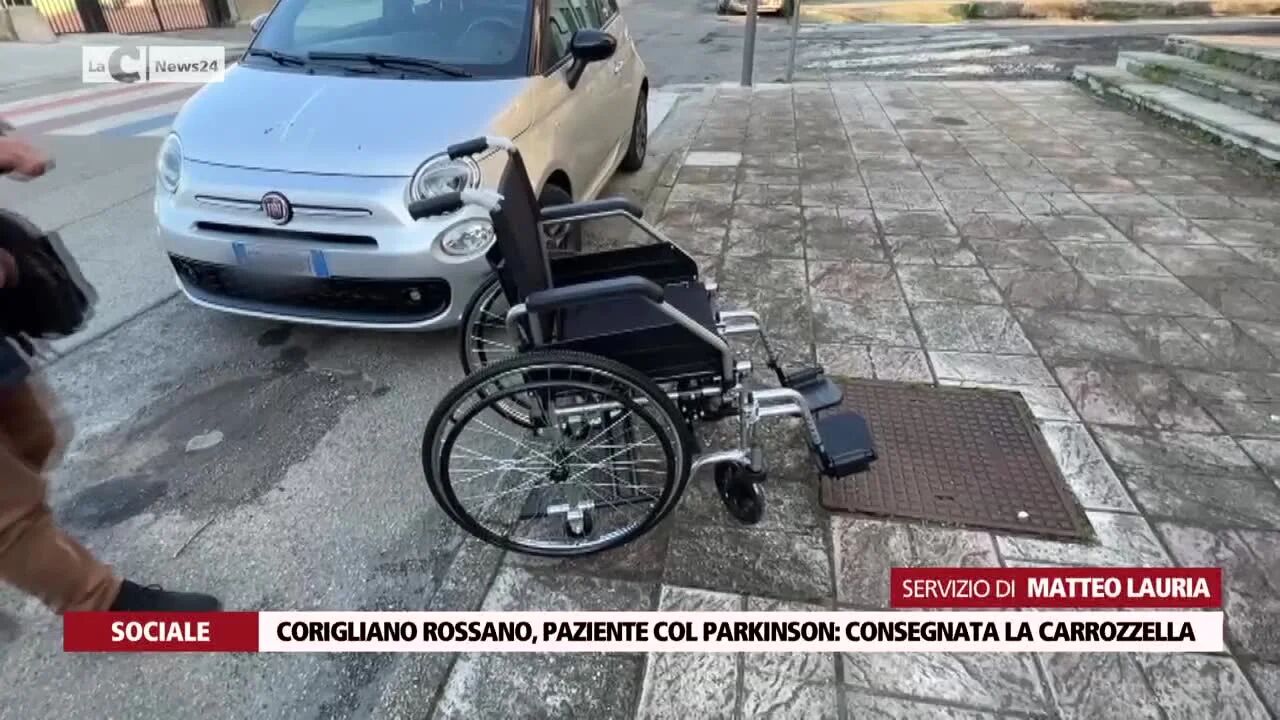 Corigliano Rossano, paziente col parkinson: consegnata la carrozzella