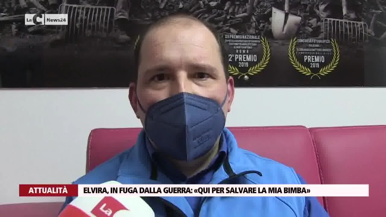 Elvira, in fuga dalla guerra, «qui per salvare la mia bimba»