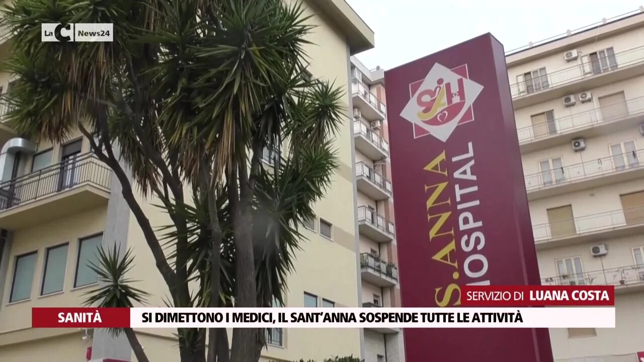 Si dimettono i medici, il Sant’Anna sospende tutte le attività