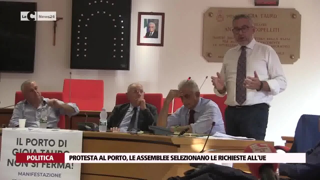 Protesta al porto di Gioia, le assemblee selezionano le richieste all'Ue