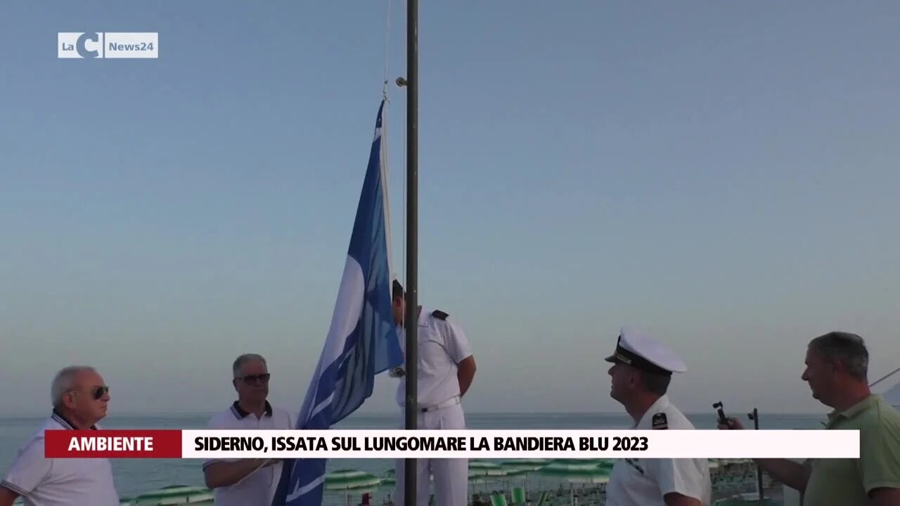 Siderno, issata sul lungomare la bandiera blu 2023