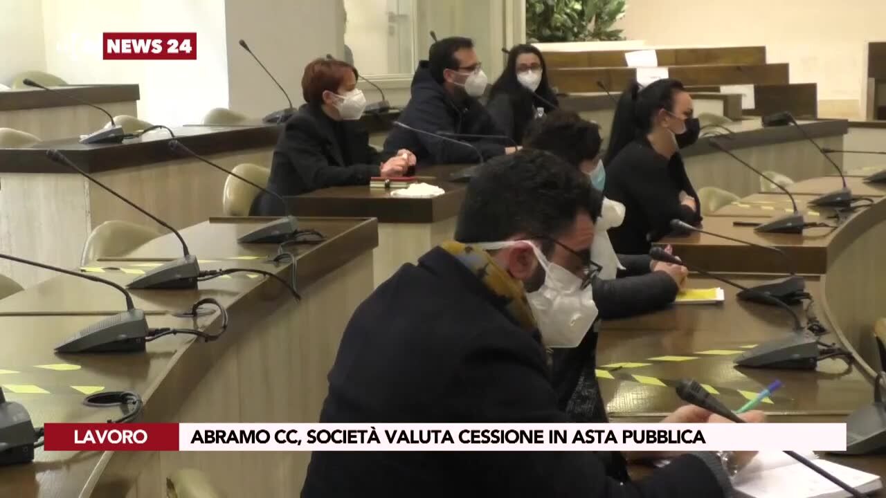 Call center Abramo, società valuta cessione in asta pubblica