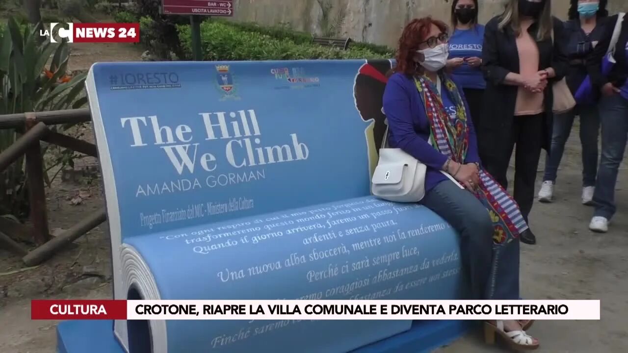 Crotone, riapre la villa comunale e diventa parco letterario