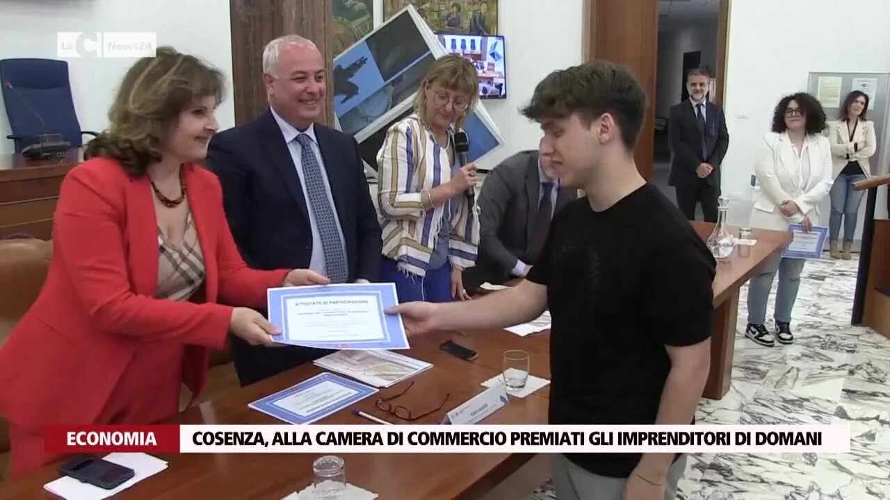 Cosenza, alla Camera di Commercio premiati gli imprenditori di domani