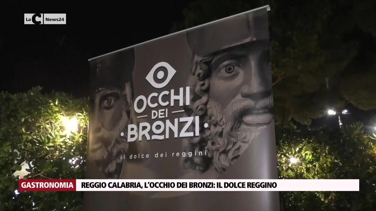 Reggio Calabria, l’occhio dei Bronzi il dolce reggino