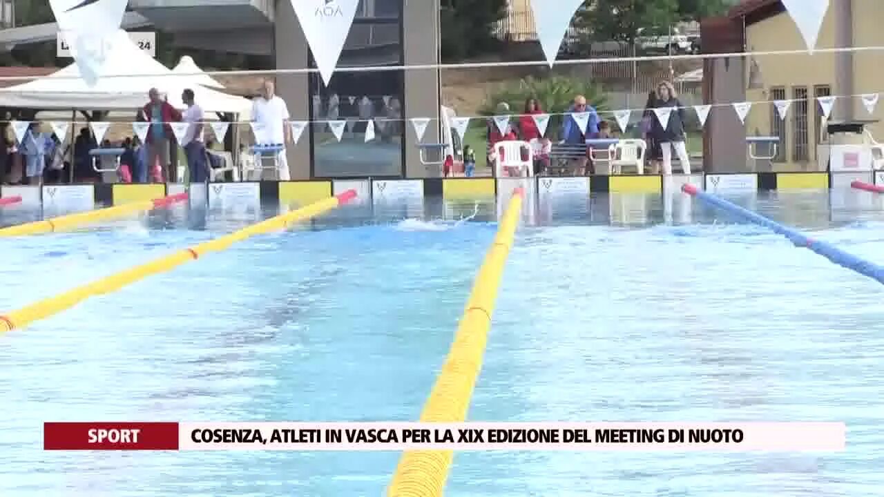 Cosenza, atleti in vasca per la XIX edizione del meeting di nuoto