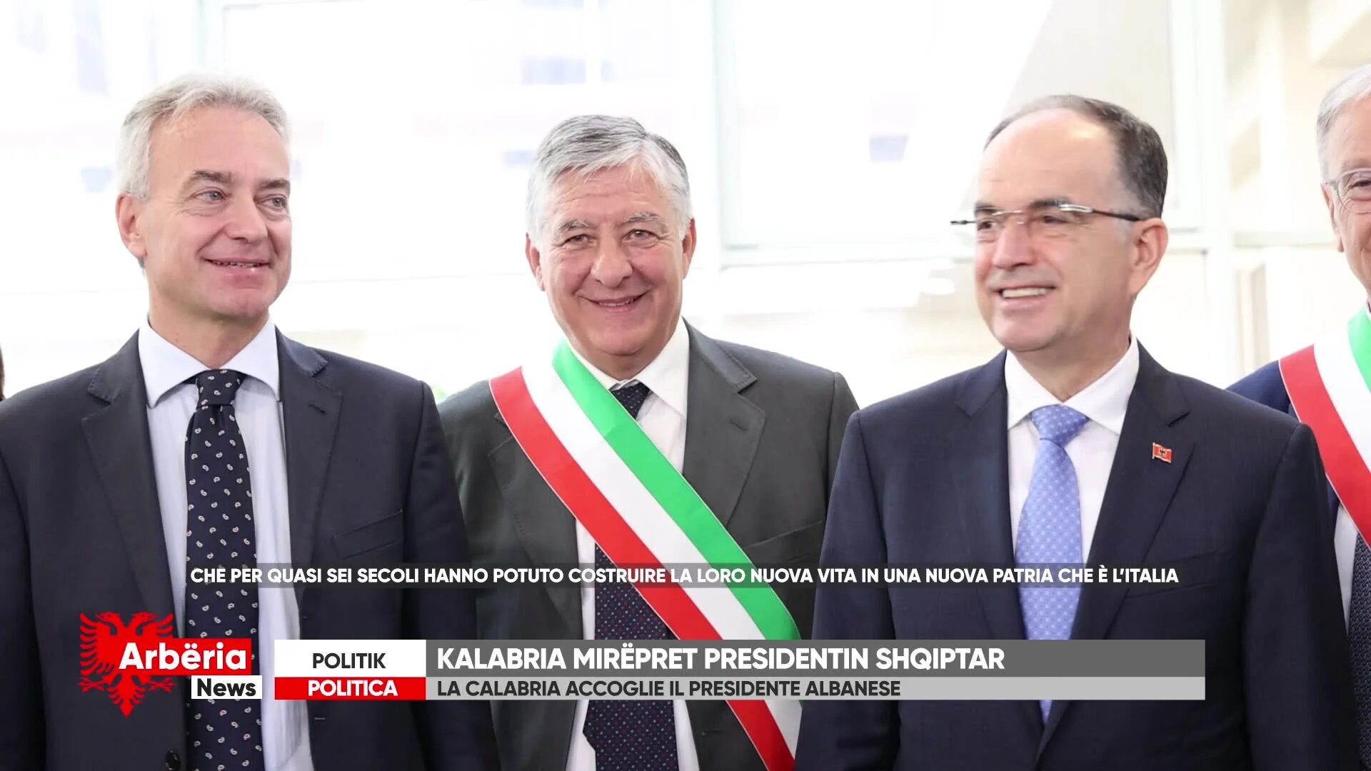 L’abbraccio delle comunità arbëreshe al presidente albanese che ringrazia: «Qui come a casa mia»