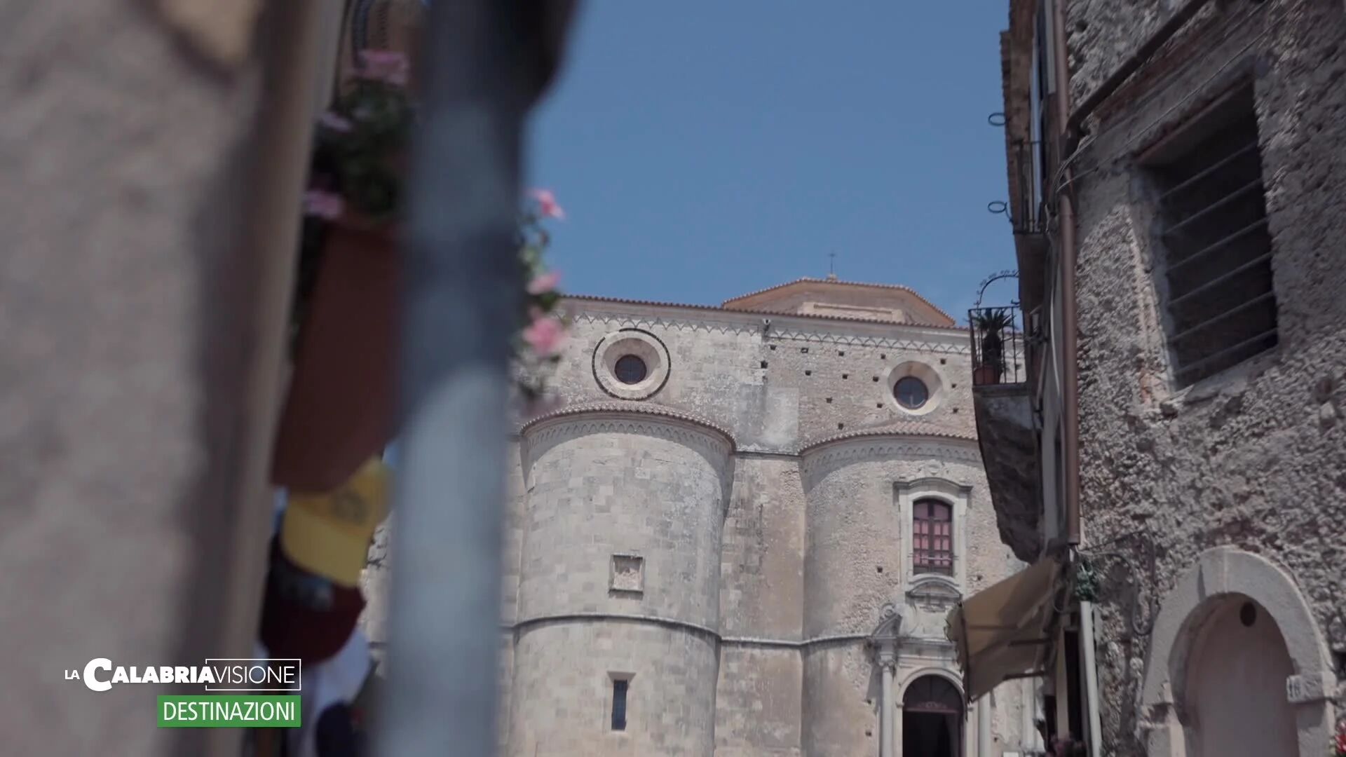 Il gioiello normanno della Calabria - LaCalabriavisione