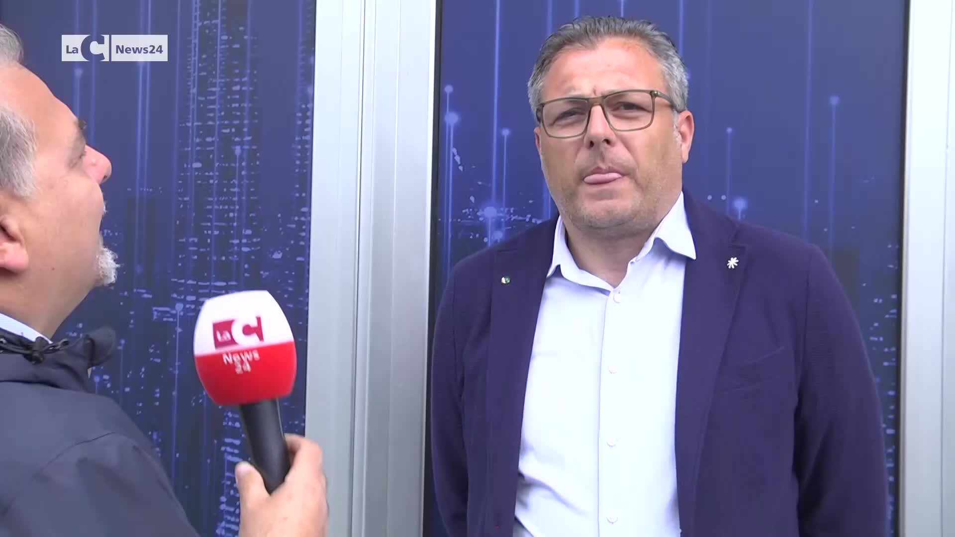 Castrovillari, dopo l'approvazione del salario minimo il Comune \"attenziona\" le aziende | VIDEO