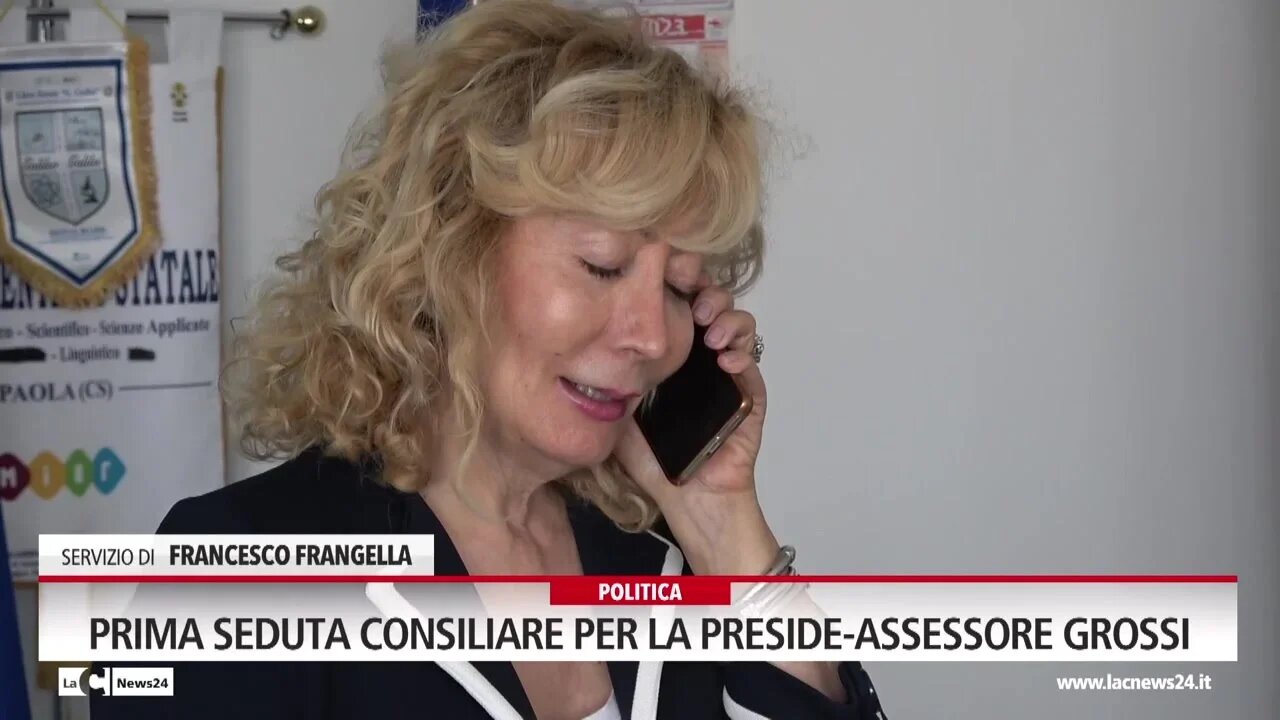 Prima seduta consiliare per la preside-assessore Grossi