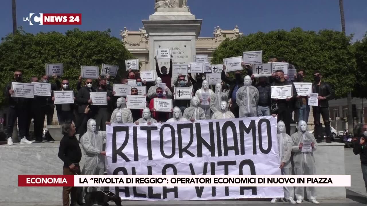La “rivolta di Reggio”: operatori economici di nuovo in piazza