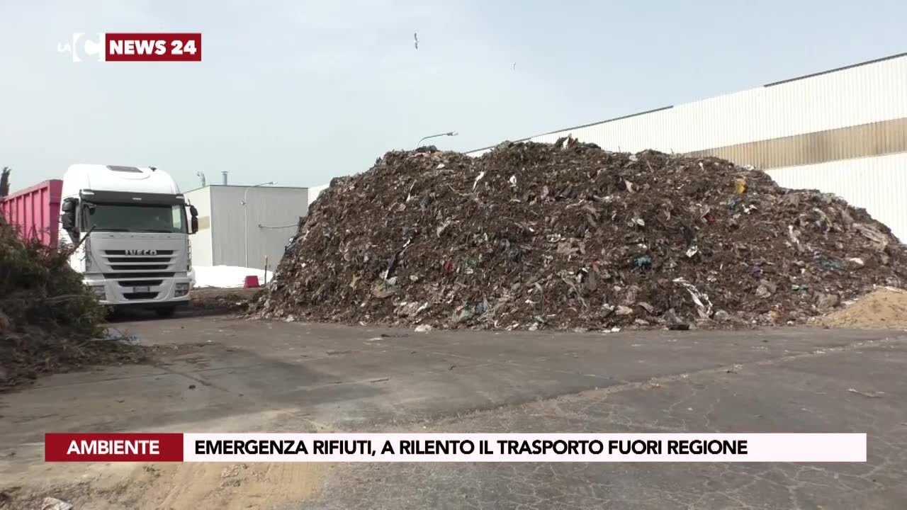 Emergenza rifiuti, a rilento il trasporto fuori Regione