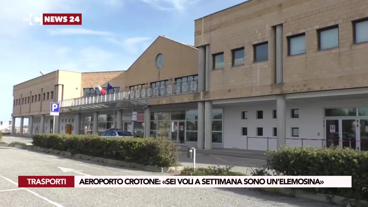 Aeroporto Crotone: «Sei voli a settimana sono un’elemosina»