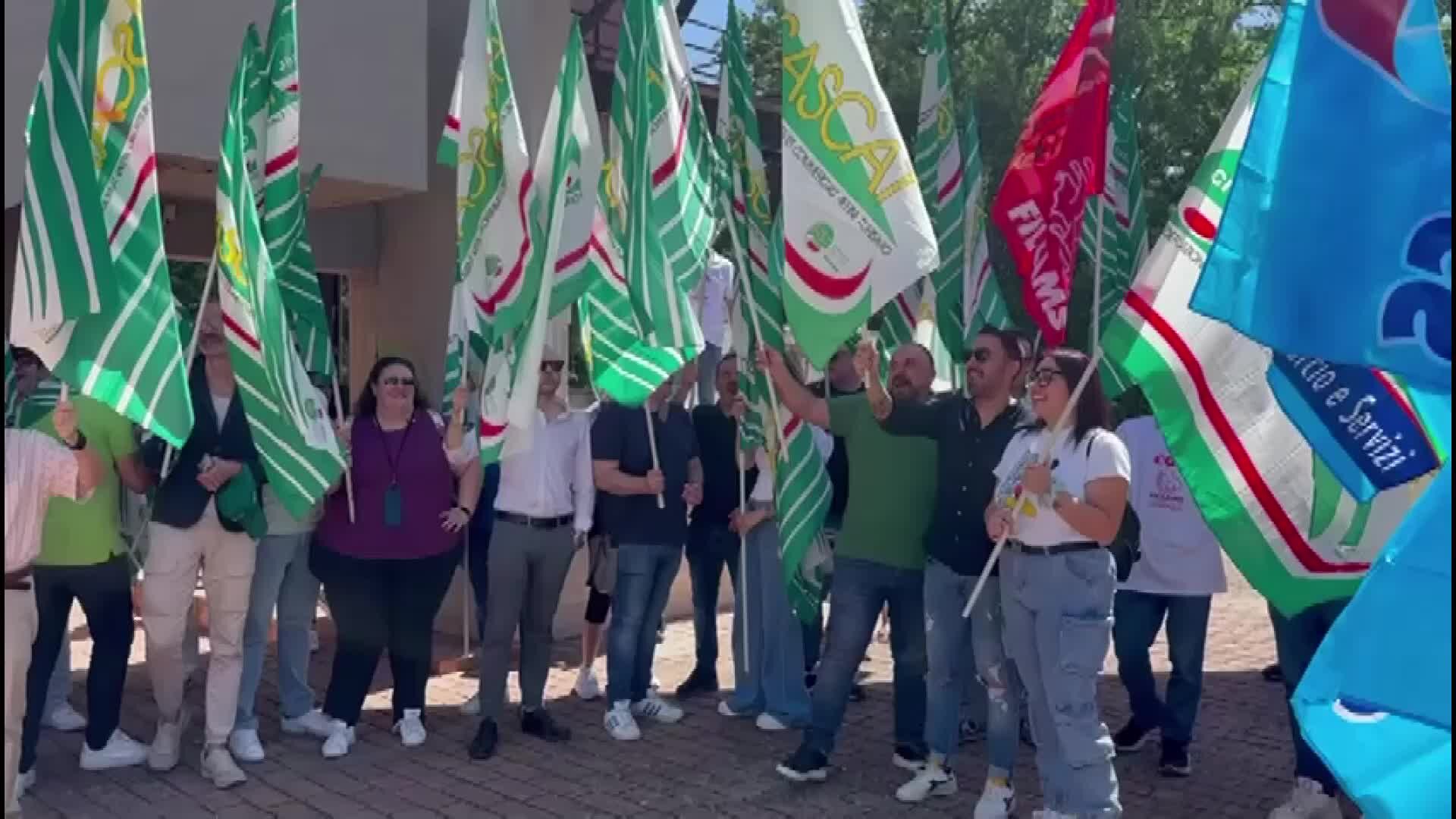 Unical, sciopero dei lavoratori delle mense: «Chiediamo un salario migliore»