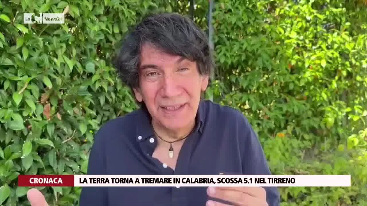 La terra torna a tremare in Calabria, scossa 5.1 nel Tirreno
