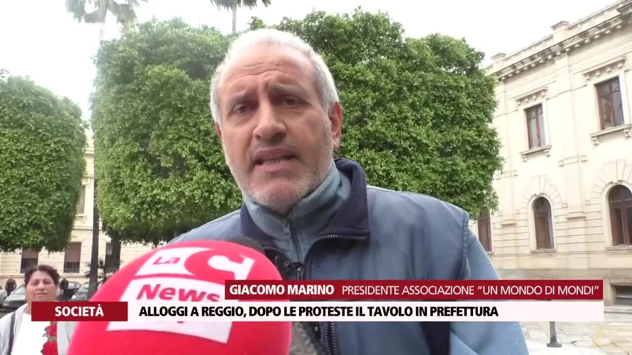 Alloggi a Reggio, dopo le proteste il tavolo in Prefettura