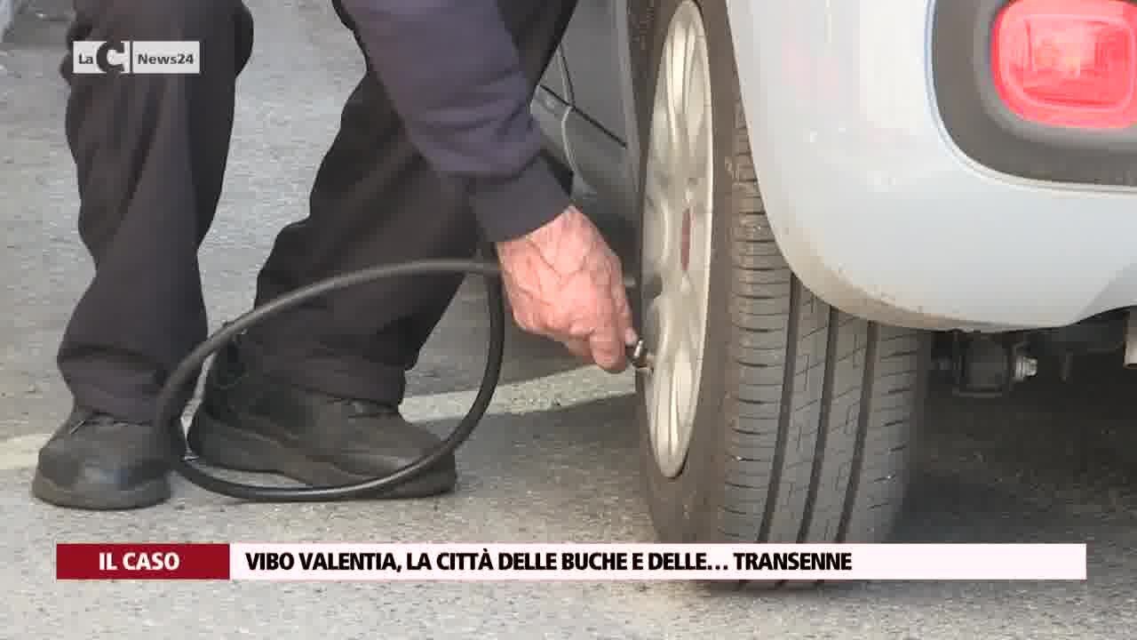 Vibo Valentia, la città delle buche e delle… transenne