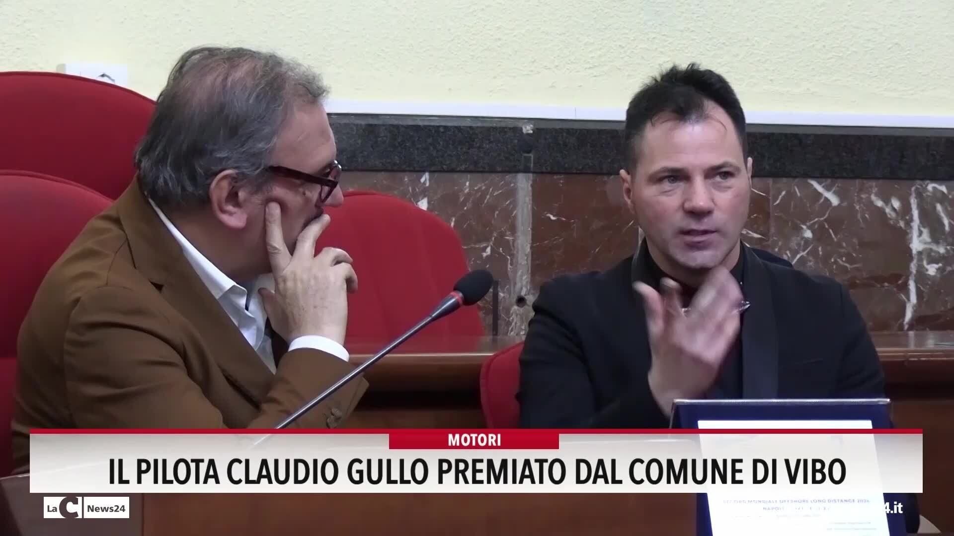 Dalla Calabria al tetto del mondo, il pilota Claudio Gullo premiato a Vibo: «Qui sono a casa, fiero di portare in alto questo territorio» - VIDEO
