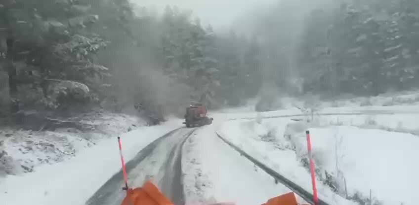 Abbondanti nevicate in Calabria, dall'A2 del Mediterraneo alle strade interne: scattano i controlli di Anas