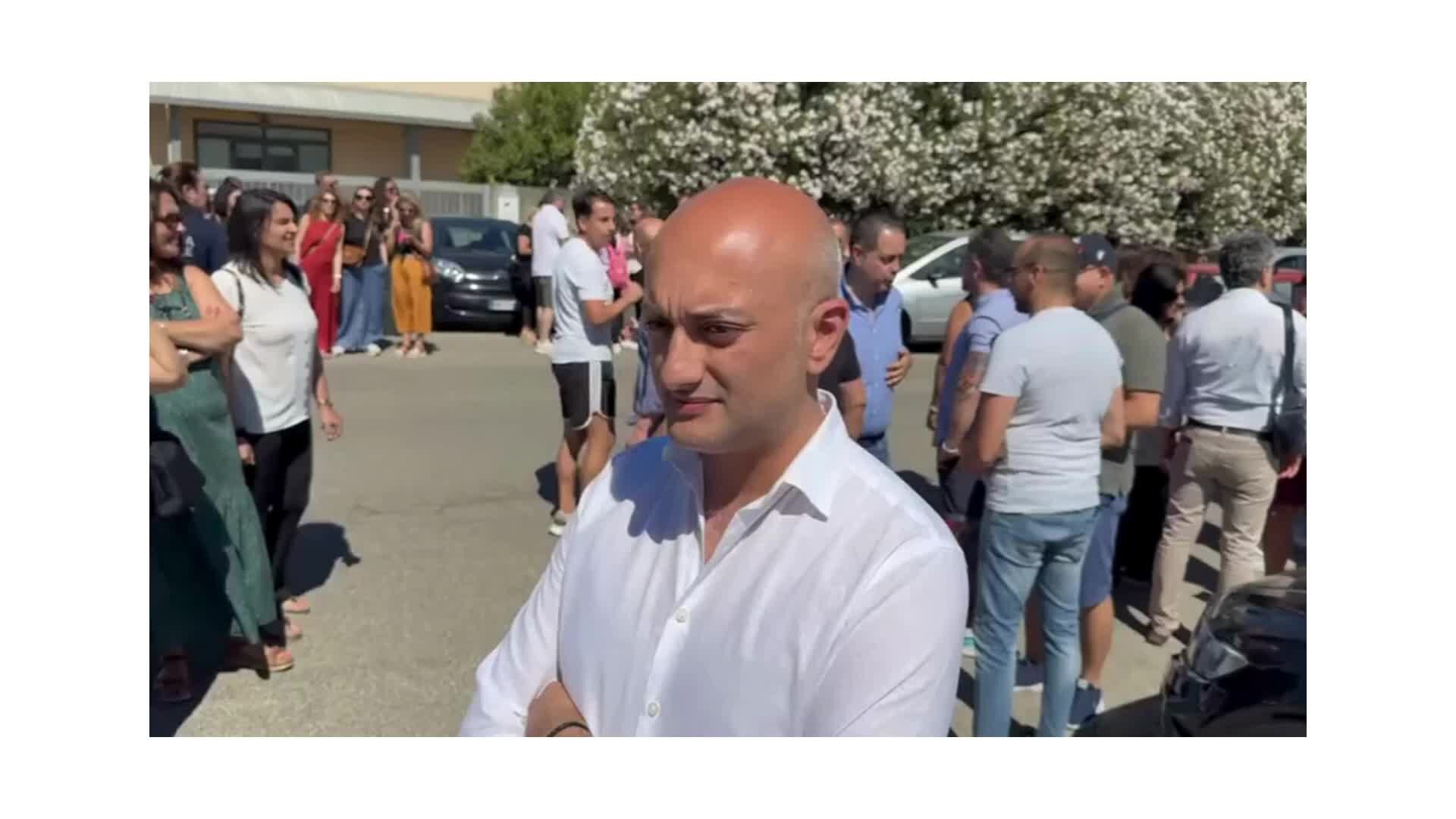 A Cosenza si infiamma la protesta dei lavoratori dell'Abramo Customer Care - FOTO E VIDEO