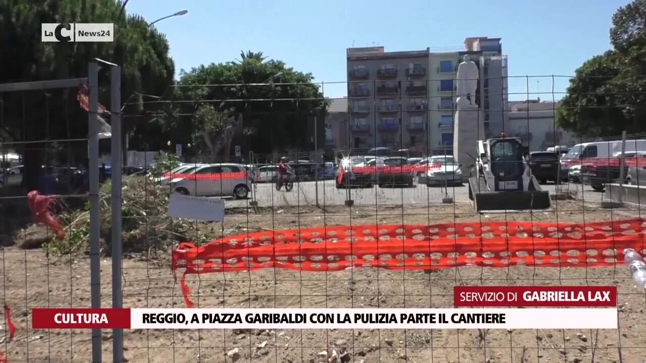 Reggio, a piazza Garibaldi con la pulizia parte il cantiere