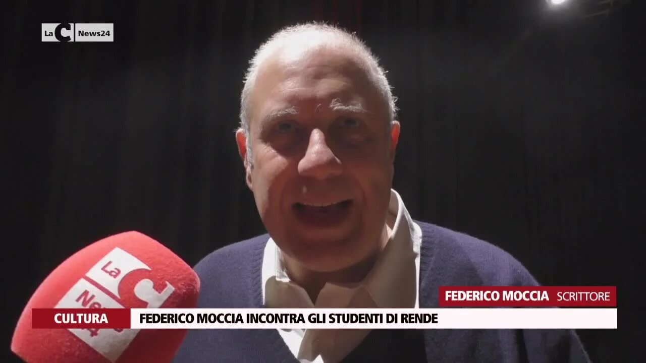 Federico Moccia incontra gli studenti di Rende