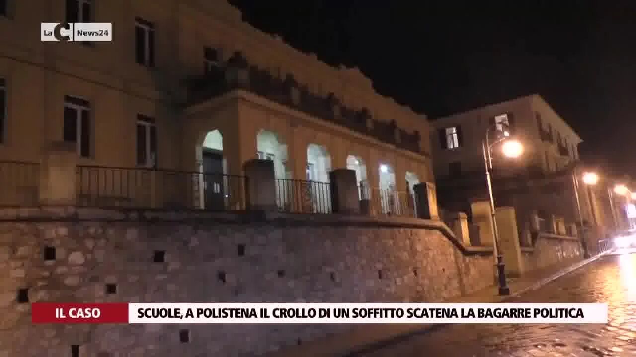 Scuole, a Polistena il crollo di un soffitto scatena la bagarre politica