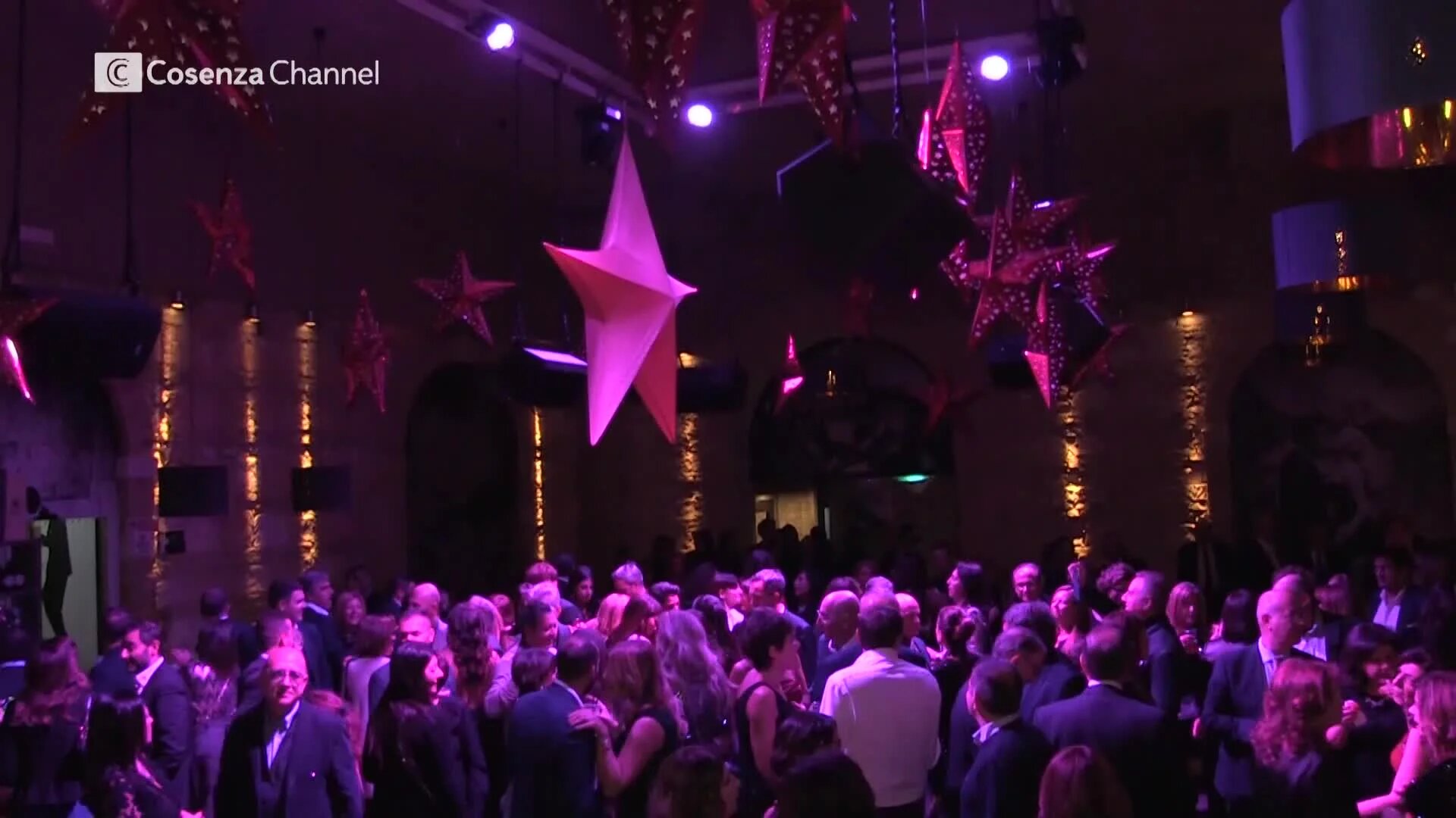 Una festa piena di allegria per ricordare il sorriso di Jole | VIDEO